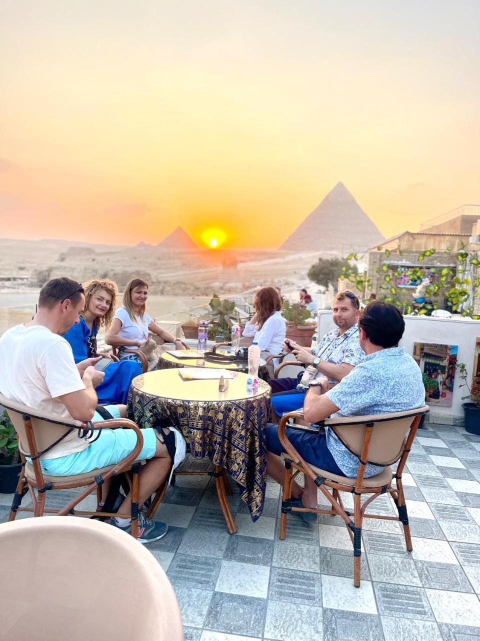 Queen Cleopatra Pyramids View Kafrat al Jabal Exterior photo