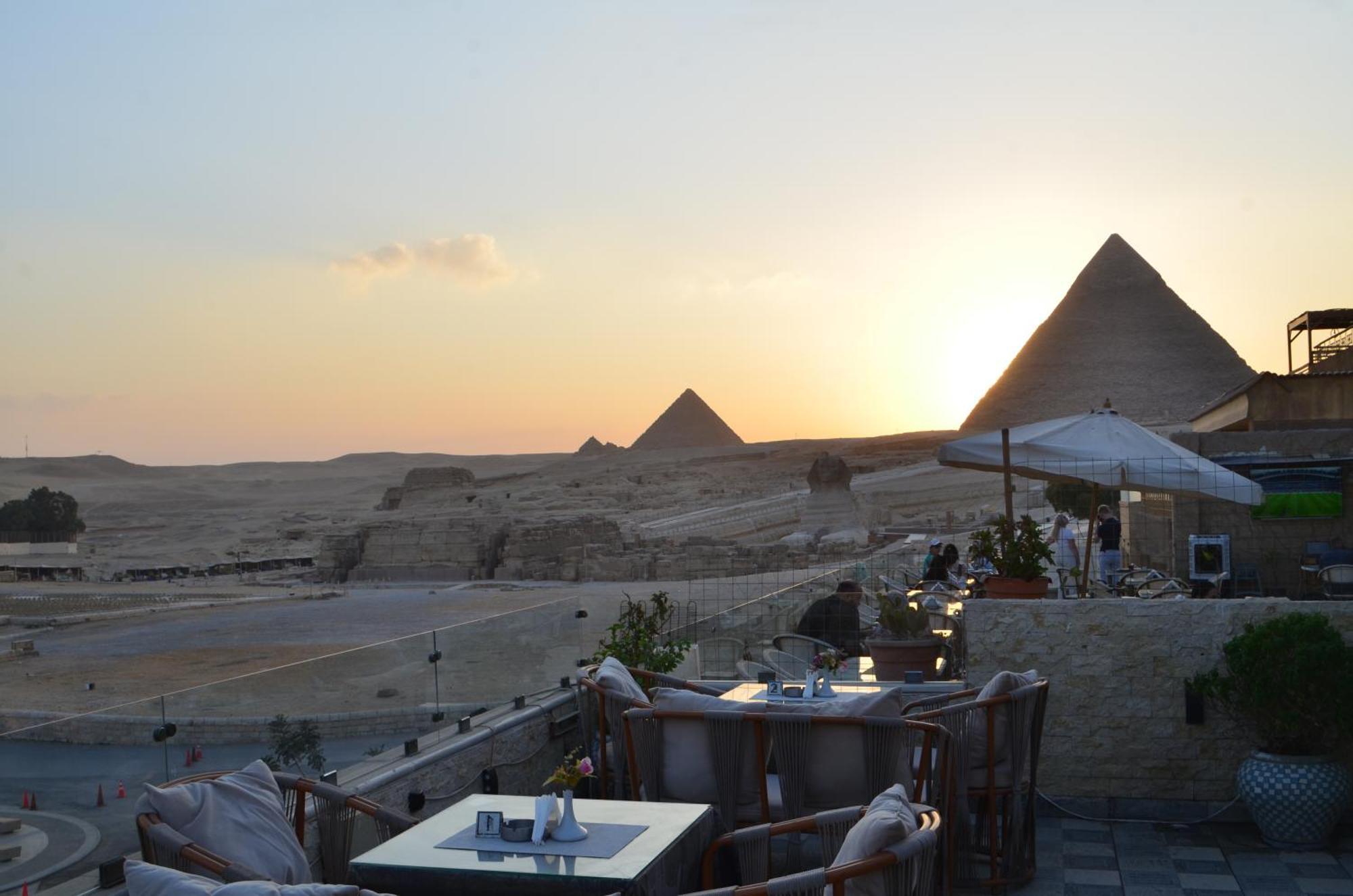 Queen Cleopatra Pyramids View Kafrat al Jabal Exterior photo